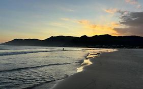 Apartamento Praia Pântano do Sul